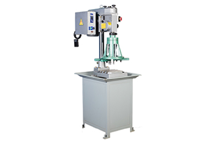 钻孔攻牙多功能复合机