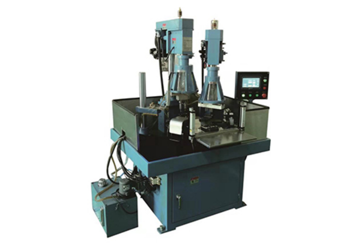 齿轮式多轴功牙机