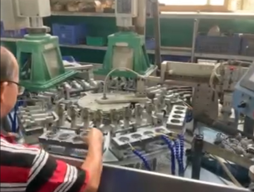 全自动攻牙机应用案例