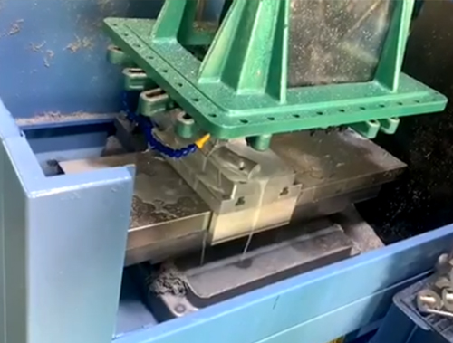 全自动攻牙机应用案例